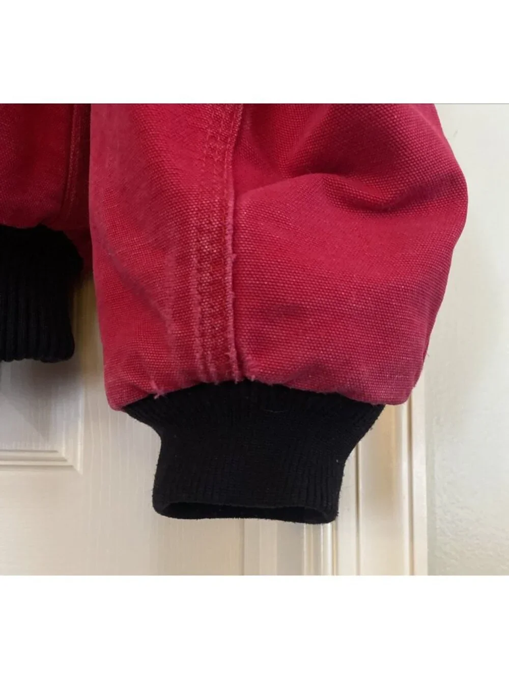 VTG Carhartt Y2K Unisex Red Hooded Zip-Up Work Farm Jacket Large USA Made - Picture 4 of 16